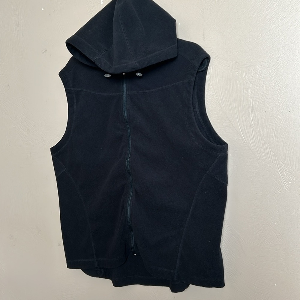 Tri-Mountain Fleece Black Hooded Vest. Size XL - Picture 2 of 6